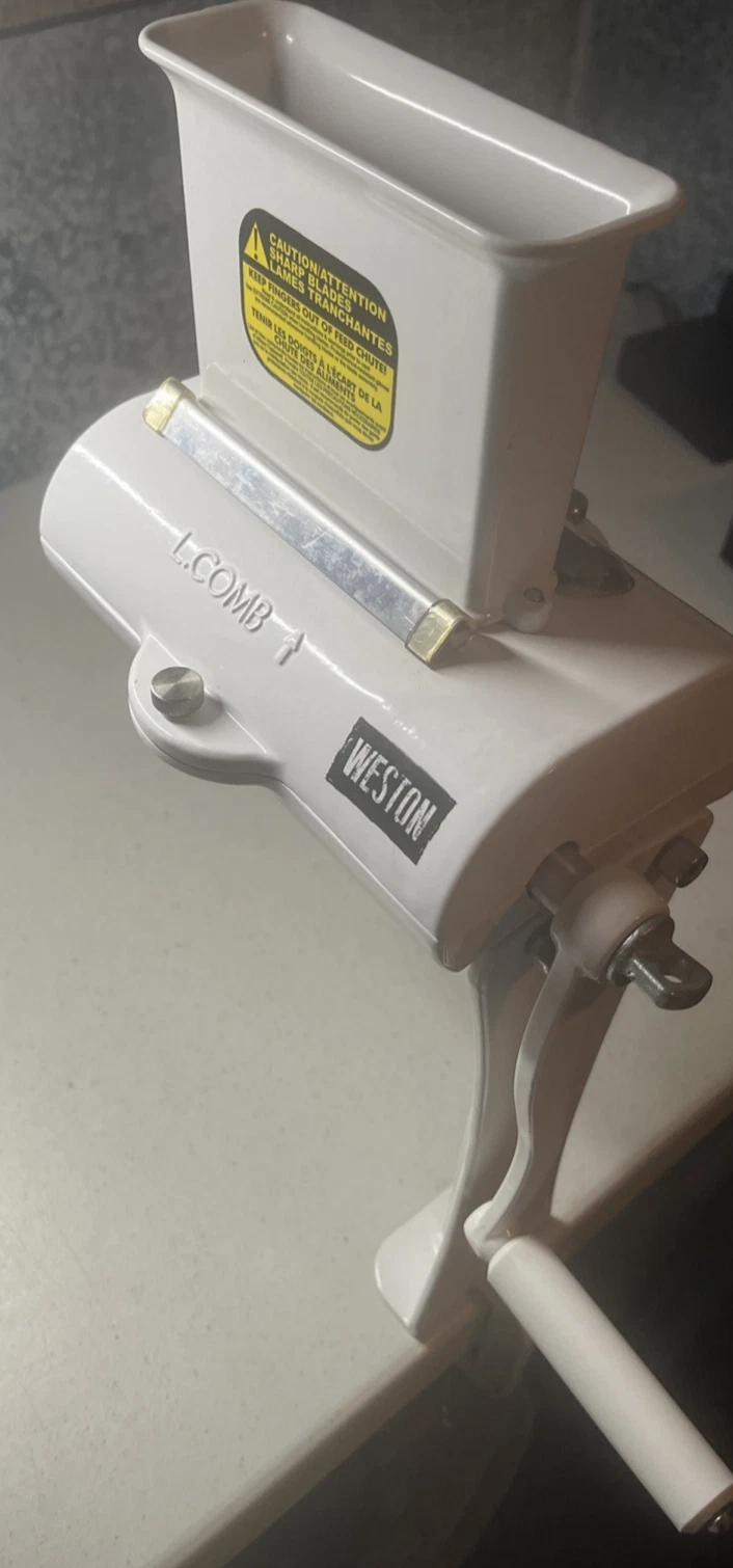 Weston Manual Meat Cuber Tenderizer Hand Crank Mounts to Any Table Used Clean
Opens in a new window