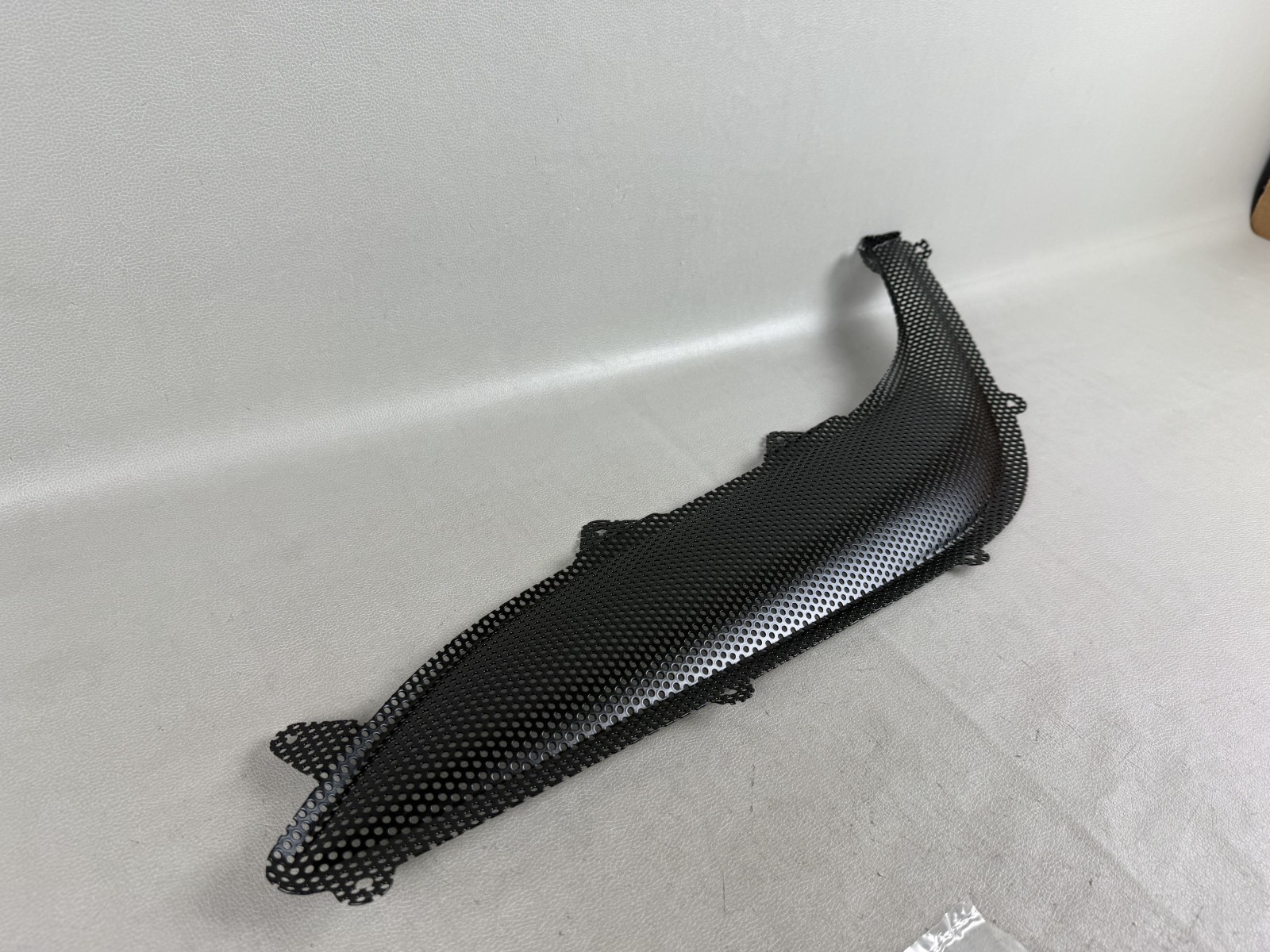 NEW! 20-24 Ferrari F8 Spider Tributo Left Driver LH Rear Bumper Grille Panel OEM