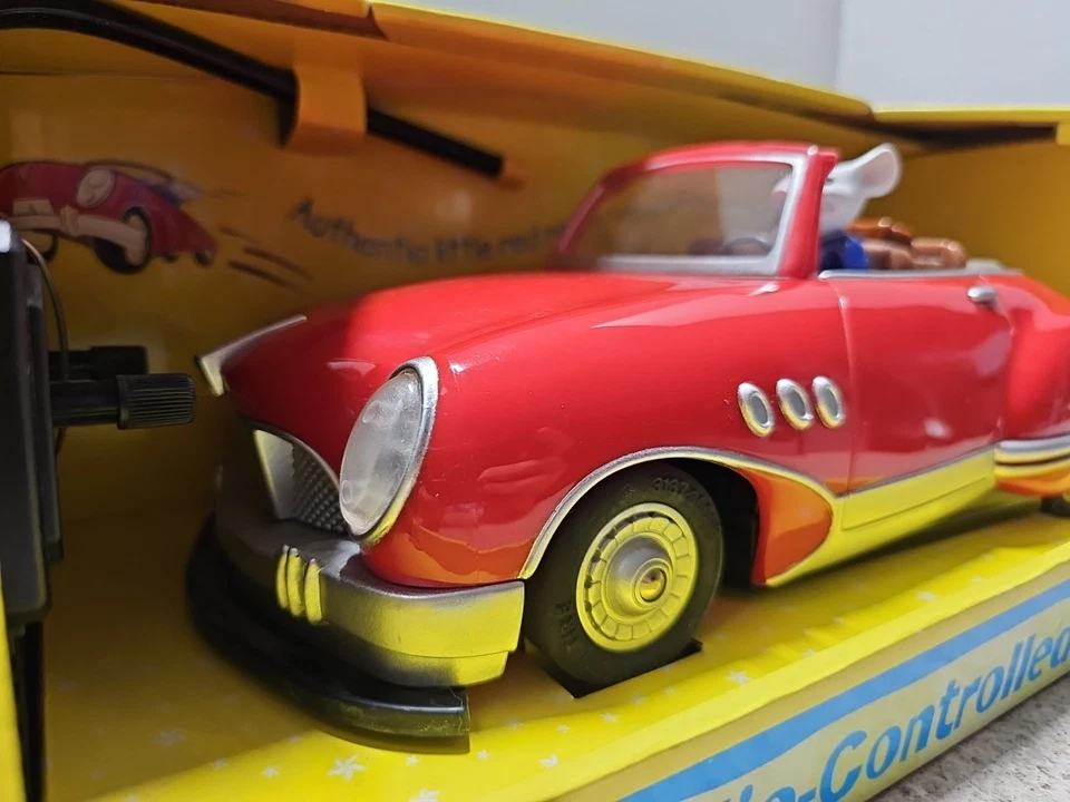 Vintage 1999 Radio Shack Stuart Little Radio-Controlled Roadster Limited Edition - Image 2 of 4