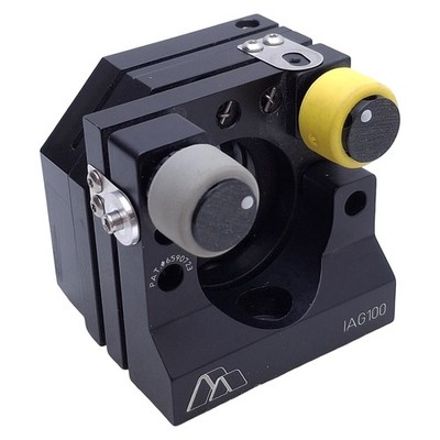 Siskiyou IAG100 Gimbal Mount ø1in Bore, 8° Travel/Axis, 100TPI Adjuster Knobs