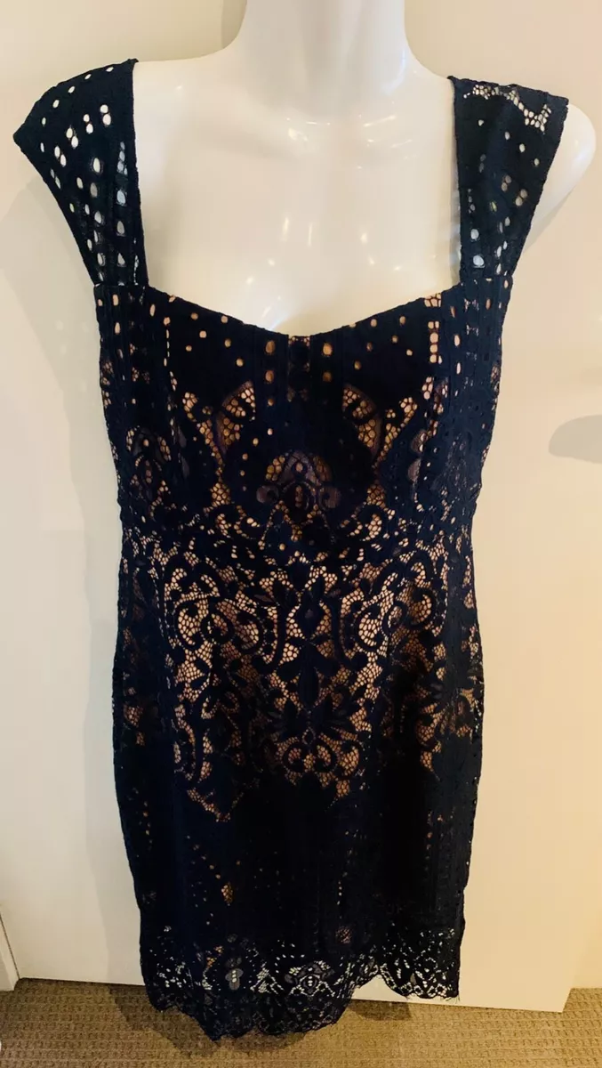 Portmans signature cheap lace dress