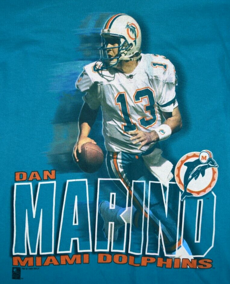 Vintage NFL T-Shirt Size M/L 90s Miami Dolphins Dan Marino Action 