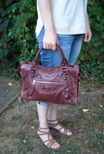 Balenciaga City distressed leather shoulder bag DARK RED/MAROON/CRANBERRY color - Picture 20 of 20
