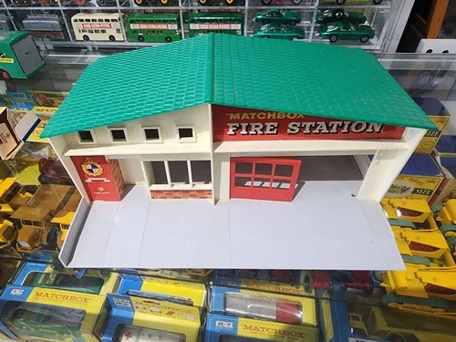 Vintage Matchbox Lesney MF-1 Fire Station Green Roof Rare 1964-67