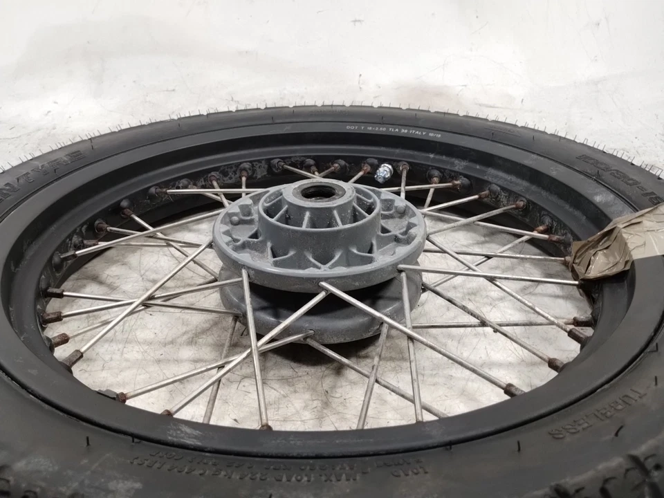 2016 Moto Guzzi V7 II Stornello 前轮圈直轮(无轮胎)18  — 第 2/4 张图片