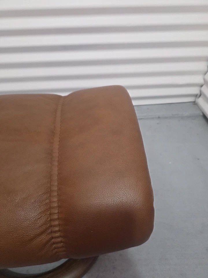 Ekornes Stressless Burnt Orange Colored Leather Ottoman | Tilt Function | Wood - Image 4 of 4