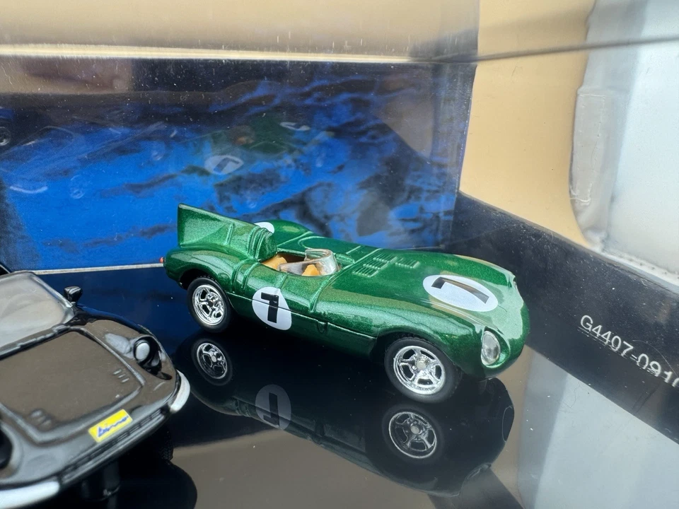 💙Hot Wheels Batman The Bruce Wayne Collection 1/10000 Limited Cobra Ferrari💙 Foto 4 de 4