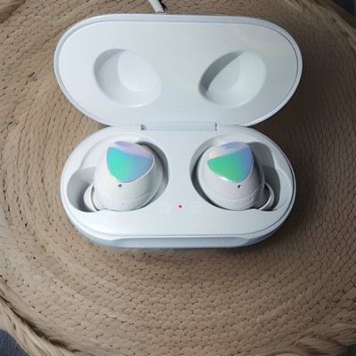 Samsung Galaxy Buds In-Ear-Kopfhörer Bluetooth weiß mit Ladecase, 2 Ohrhörer
