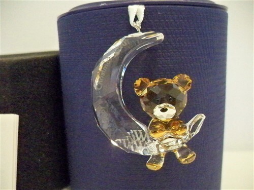 置物 SWAROVSKI (BROADWAY-AUDREY) LITTLE SHOP OF HORRORS to Unveil 'Audrey II' Times Square Installation