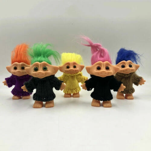 Jouets et jeux anciens poupées pour figurines