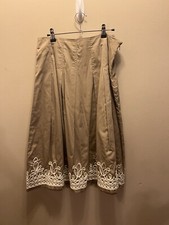 Jones New York Signature Skirt Size 8 Tan Midi Academia