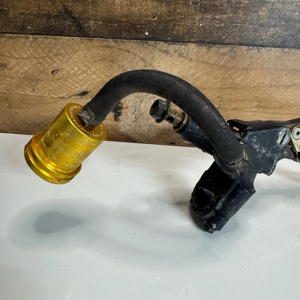 01-04 YAMAHA YZF R6 06-09 R6S OEM FRONT BRAKE MASTER CYLINDER - Image 3 of 4