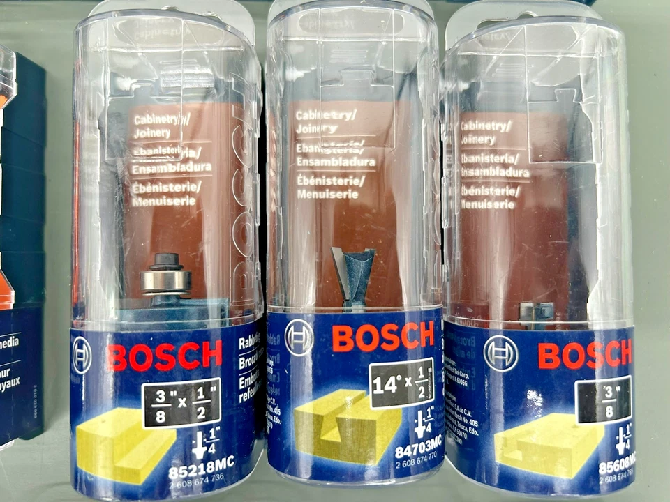 LOT of 31 NEW Bosch 1/4" Shank Carbide Router Bits - Straight Roundover Dovetail - Image 4 of 4
