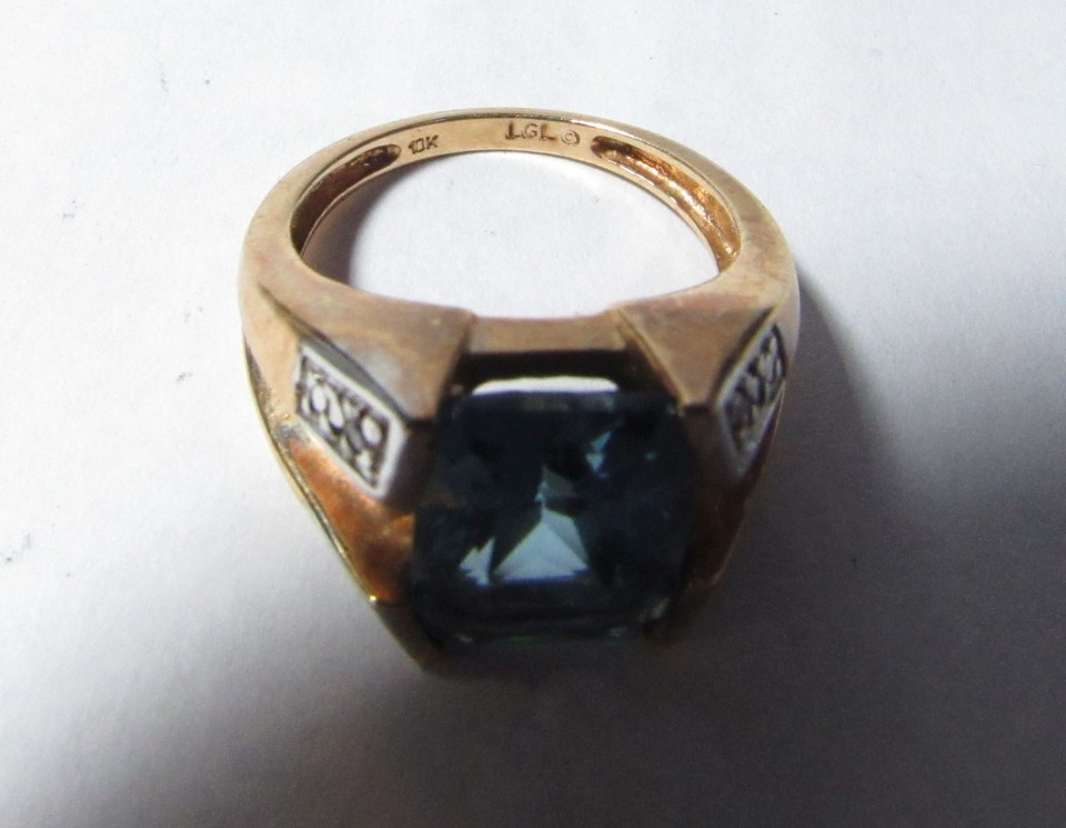 SOLID 10K GOLD RING W/ AZURE BLUE NATURAL TOPAZ & DIAMONDS | eBay