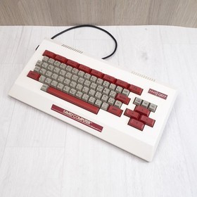 Nintendo Famicom console Japan with Family basic Keyboard in box  with 5 Games
