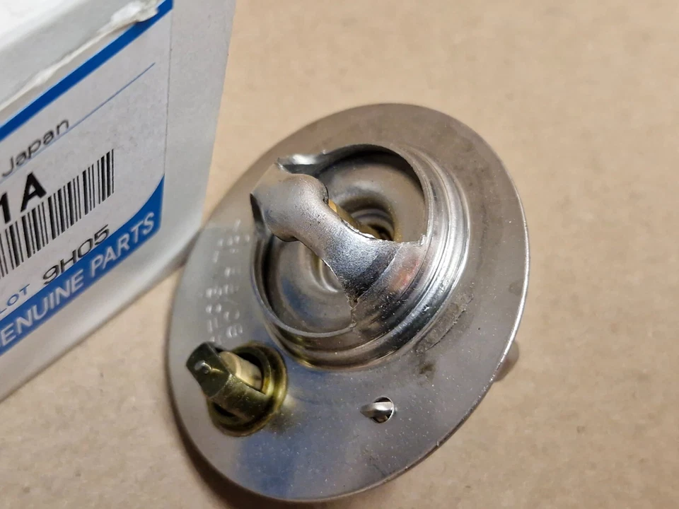 Mazda 626 GE GC GD Termostato 88°C 1982-1998 RF0315171A Genuino NUEVO OEM Foto 4 de 4