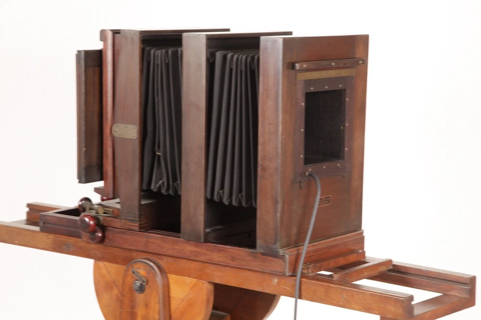 Cámara de estudio Kodak 9A Century con carro deslizante y soporte (recogida local) Foto 3 de 4