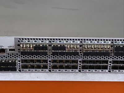 Brocade 5300 Fibre Channel Switch 80-Port with SFP+ | 8Gb/s