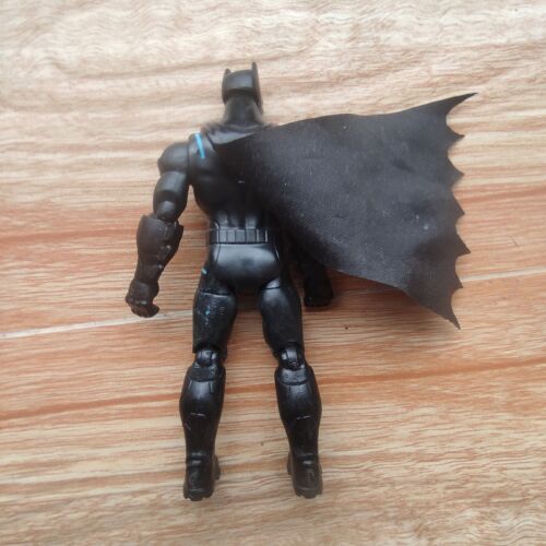 Figura de acción DC Comics Batman Robin HAWKMAN King Shark Freeze Cyclone 4"/10 cm - Imagen 24 de 48