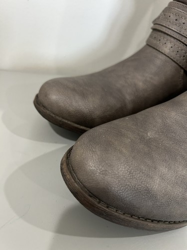 Madeline Girl Boots Women’s 6.5 M Knee High Tall Gray Zip Buy It Sandstone 53568 - Picture 7 of 13