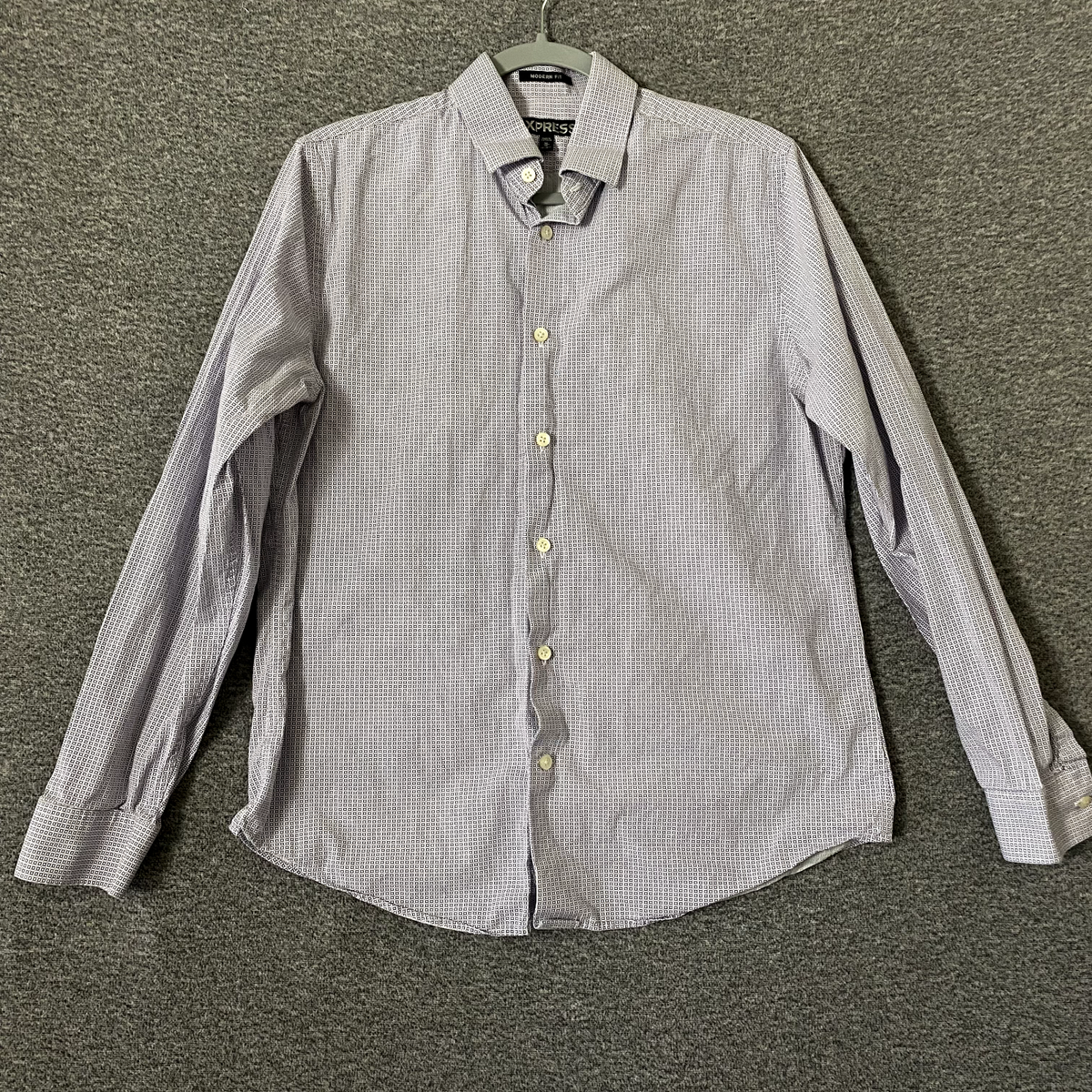Express Mens Size Medium Modern Fit Long Sleeve Button Up Dress Shirt