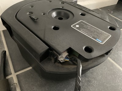 gj5a 66 960 bose subwoofer