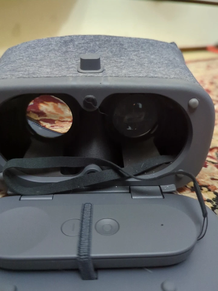 Google Daydream View - Pizarra - Nunca usada y lentes perfectas - Sin caja Foto 2 de 2