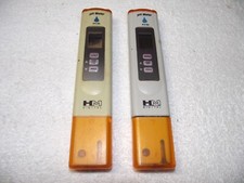 TWO HM Digital PH Meter PH-80 Handheld Water ...