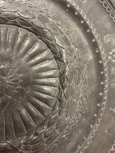  8" pewter pattern plate. - Picture 3 of 12