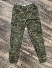 Levi's Boys Camo Jogger Pants Size 10 REG Green Camouflage Elastic Waist