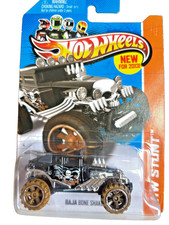 Hot Wheels Baja Bone Shaker X1658 2013 1:64