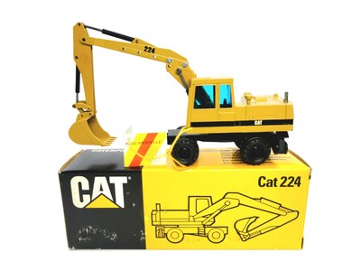 Caterpillar Cat 224 Wheeled Excavator - NZG 1:50 Scale Diecast