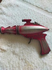 DAN DARE TOY BLASTER RAY CAP NONE FIRING GUN ...