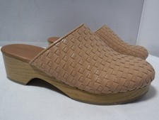 Universal Thread Clogs Mules Slide on woven Hippie look shoes Women's size 9.5