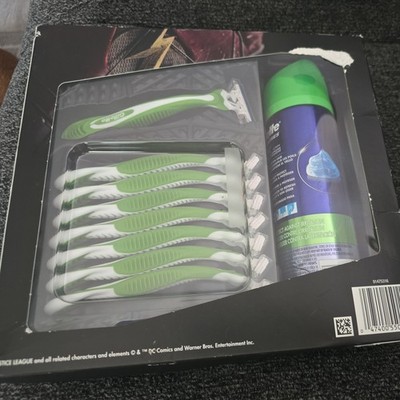 Gillette Men s Shaving Set 8 Razors & 1 Shave Gel Full Size NIB (BN47)