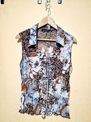 Violet & Claire ~ Ladies Top : Size L × Unused