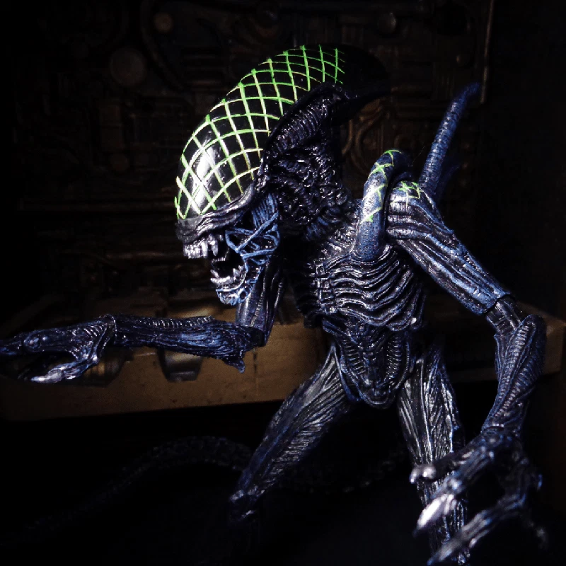 NECA Grid Alien Xenomorph Warrior AVP 7" Action Figure 1:12 Aliens Series 7 New - image 3 of 4