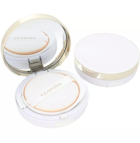 Clarins Everlasting Cushion 107 Fondotinta Idratante Beige SPF50/PA+++ - Foto 5 di 6