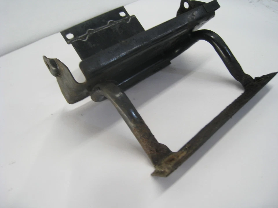 1979 YAMAHA EXCEL V EC540 BATTERY TRAY BRACKET - Image 2 of 4