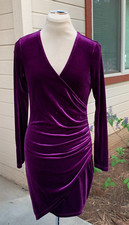 SHEIN Ruched Velvet Dress Size: Medium US 6