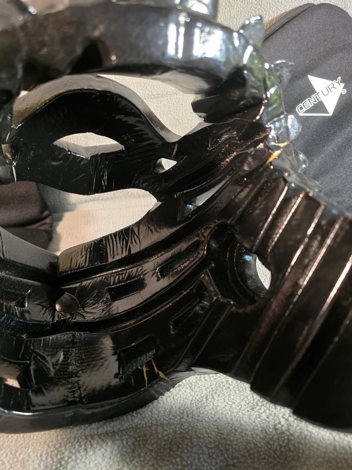 Casco VELOCITY ProForce Karate Sparring Sml CENTURY espinilleras almohadillas pequeñas para manos Lg Foto 4 de 4