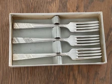 VINERS SILVER ROSE - Boxed Set 6 Vintage Silver Plated Dessert Forks