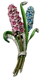 CROWN TRIFARI 1940'S ALFRED PHILLIPPE DOUBLE HYACINTH RHINESTONE ENAMEL FUR CLIP