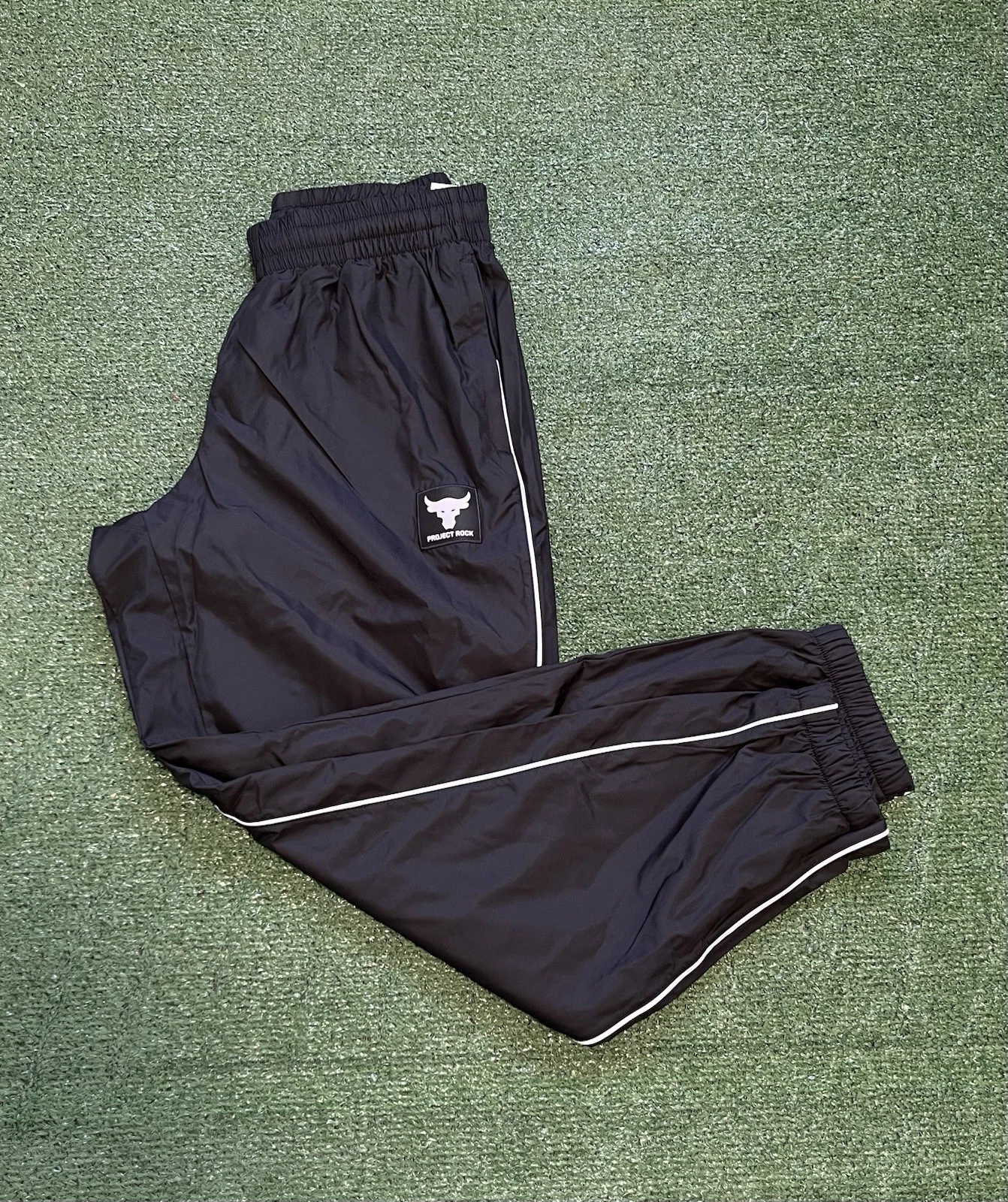 Under Armour Men's Project Rock Woven Training Gym Pants 1377426 - Black, M