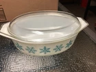 Vintage Pyrex Turquoise 2 1/2 qt Snowflake Casserole Dish with Lid Oval 045