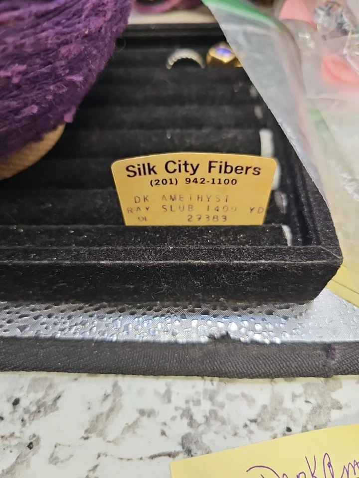 Пряжа темный аметист вискоза слиб на конус шелковые городские волокна - Изображение 2 из 4