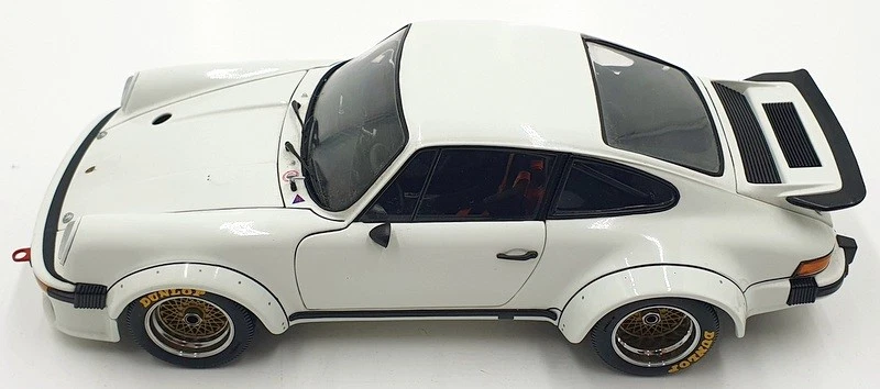 Exoto 1/18 Scale Diecast 18090 - Porsche 934 RSR - White - Image 4 of 4