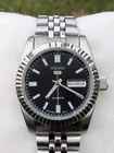 Vintage Seiko 5 Automatic watch,Black  Dial, Fluted Bezel,Day/Date,Japan