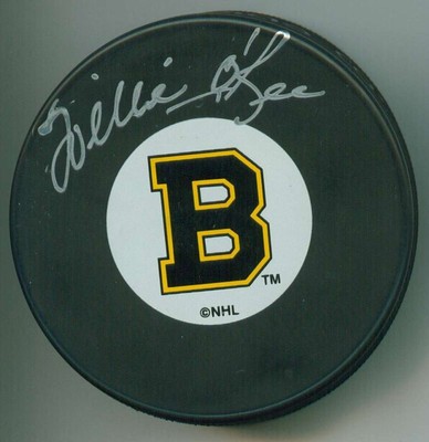 WILLIE O'REE SIGNED Boston Bruins Hockey Puck | eBay