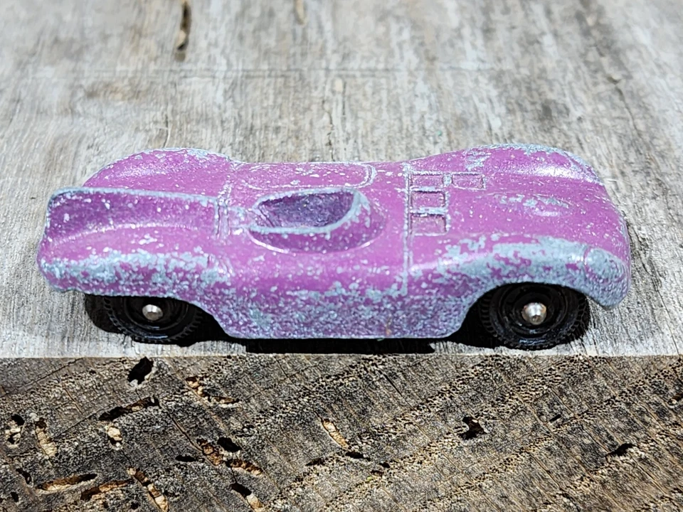 Coche de carreras deportivo vintage TOOTSIE TOY JAGUAR CHICAGO EE. UU. púrpura Foto 3 de 4